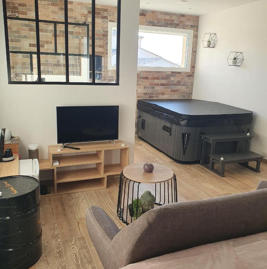 Instant Secret Bed & Breakfast Pourrieres Eksteriør bilde